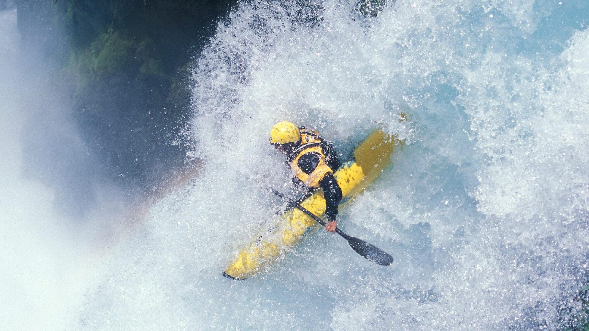 青少年“绿色出行”校园足球正式启动，行业推广全民绿色运动，青少年校园足球比赛